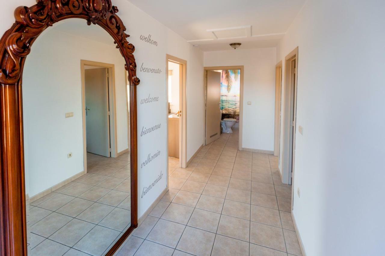 Casa Roman Zonhoven Eksteriør billede